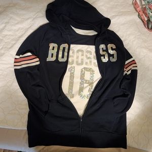 Place jacket blue and shirt printed blue and white